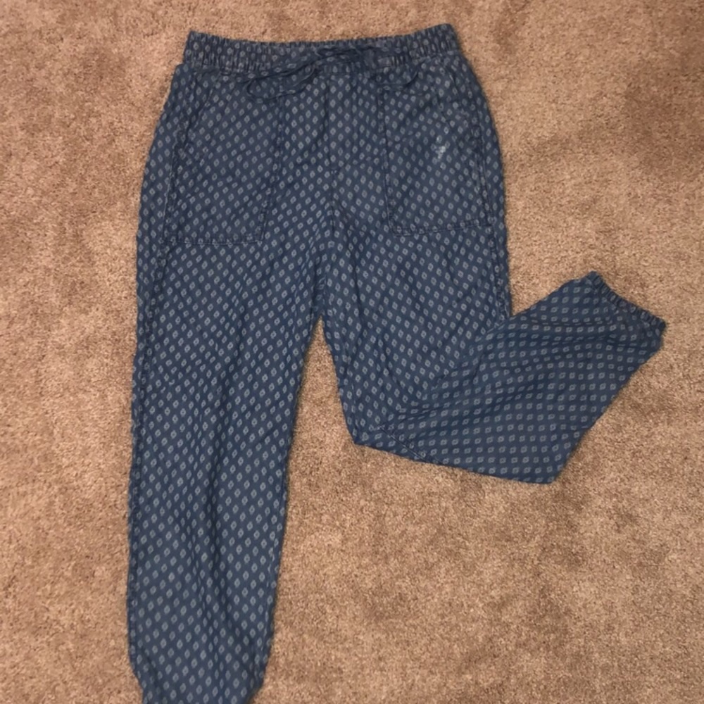 Gap Chambray Crops